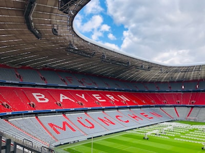 مباريات دوري أبطال أوروبا اليوم رجالأهم المواجهات والنتائج المباشرة